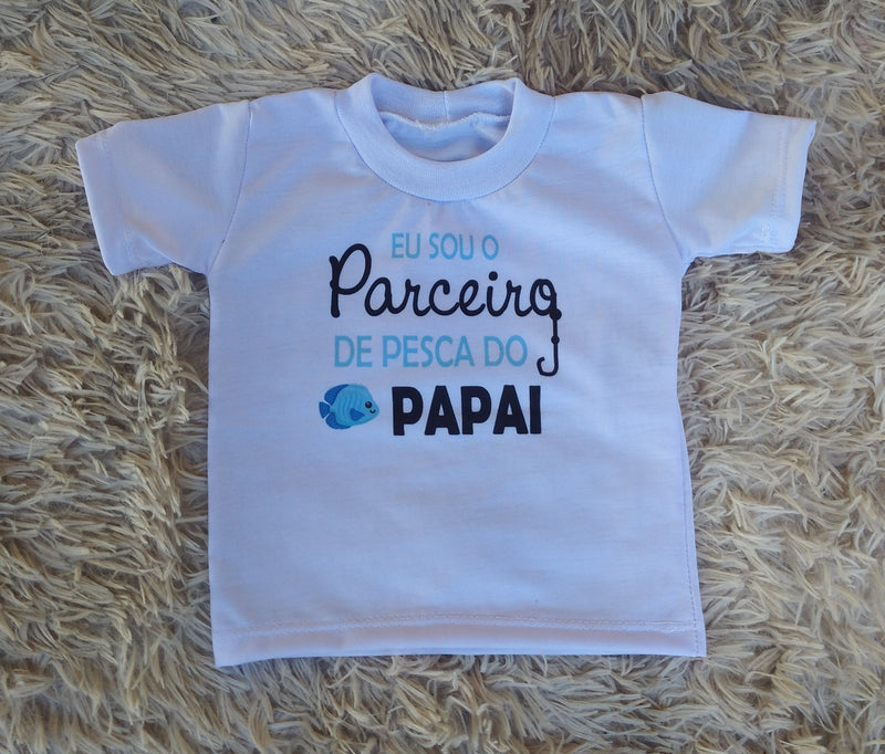 Camiseta Personalizada Infantil " Parceiro de Pesca Papai"