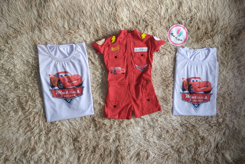 Macacão Tradicional Carros + Kit 2 camisetas Personalizadas